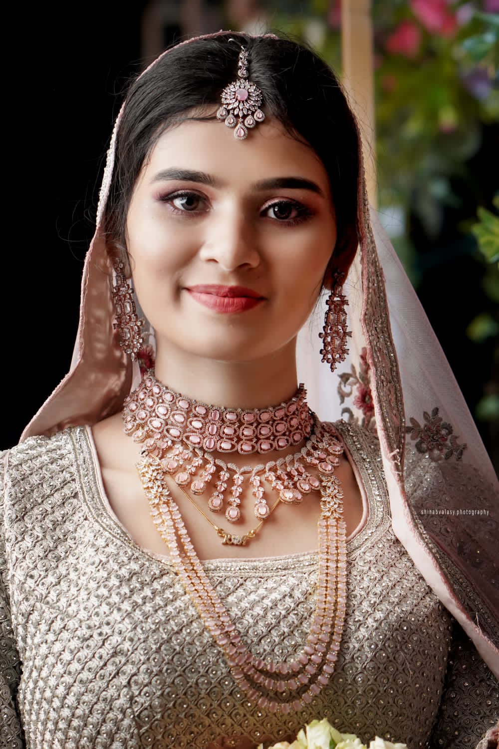 ANTARA LADIES SALON AND BRIDAL ORNAMENTS EDAPPAL